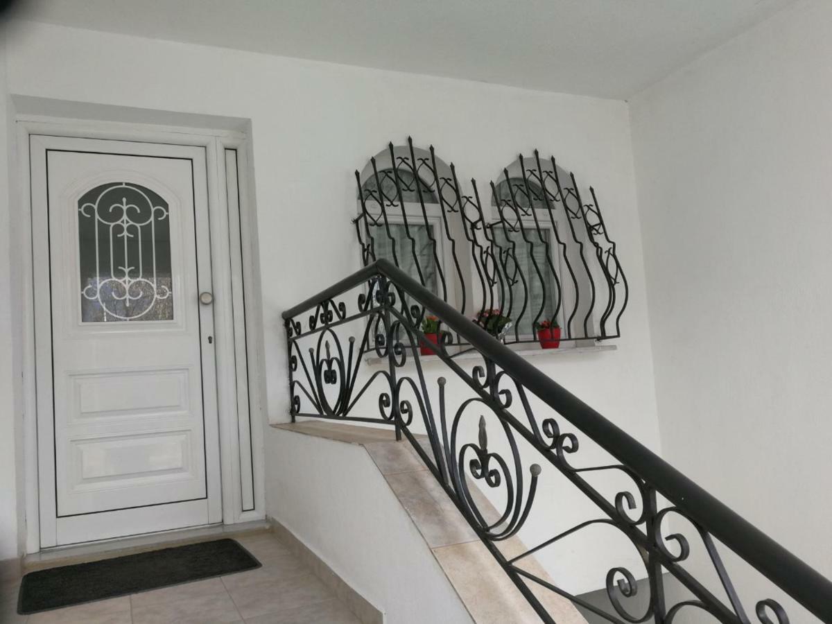 Iliana'S House Apartment Naousa  Bagian luar foto